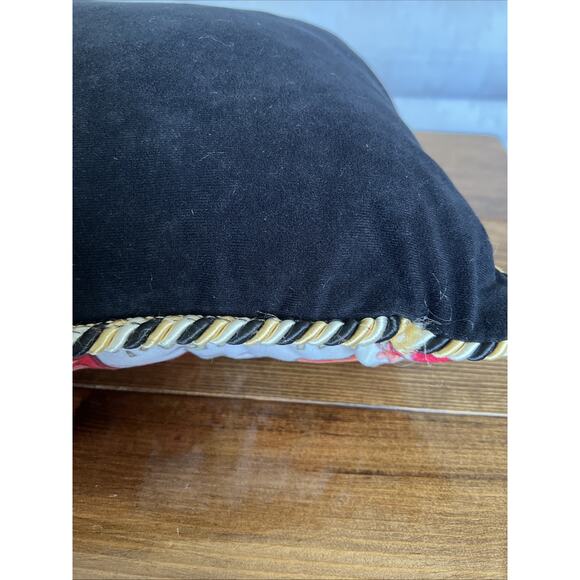 Vintage Disney Mickey Mouse Pillow 16” By 16” (laying Flat) - Picture 11 of 11